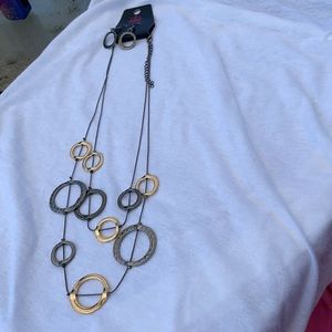 Necklace/earring set